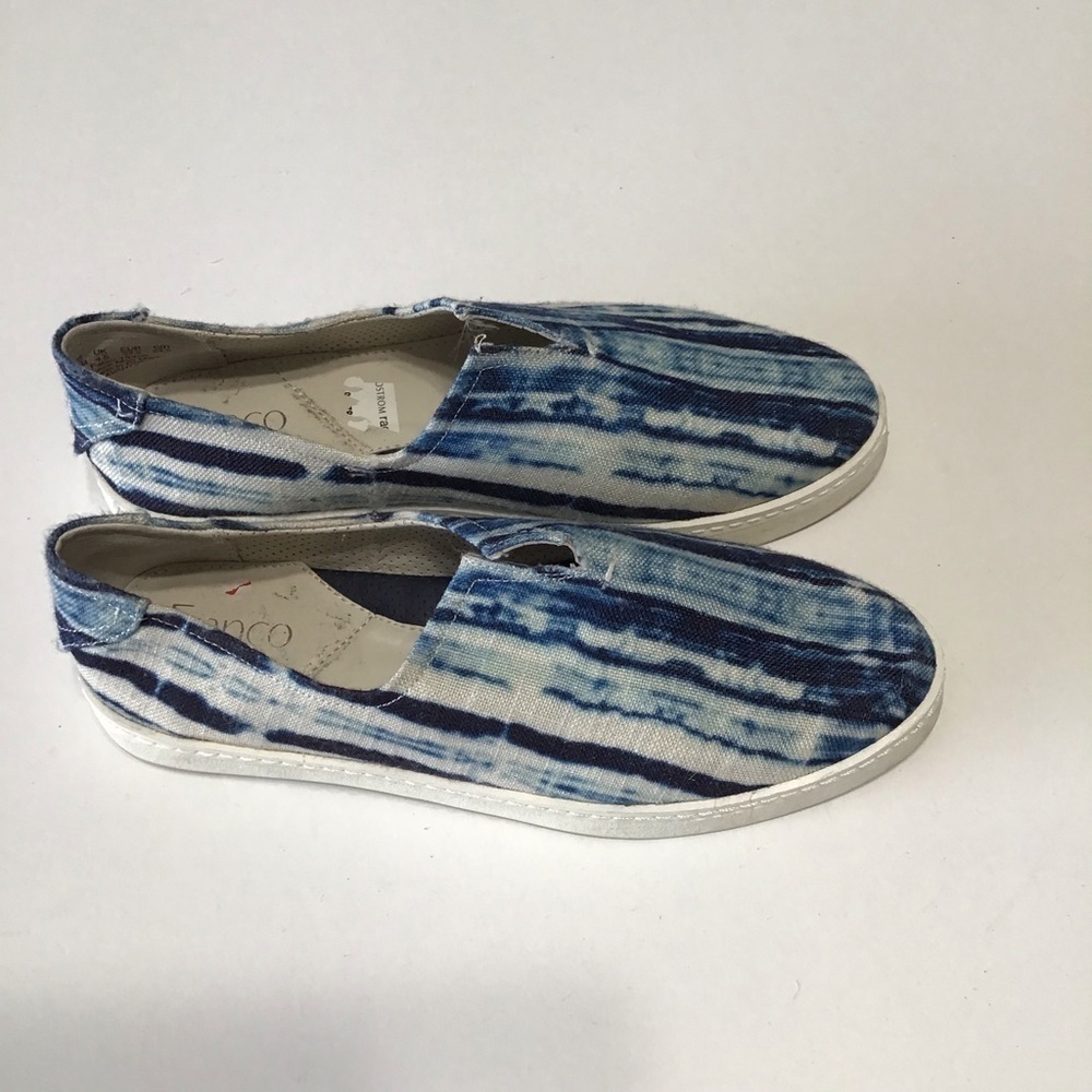 Franco Sarto sneakers blue tie-dye size 7. 5 AM Flats loafers